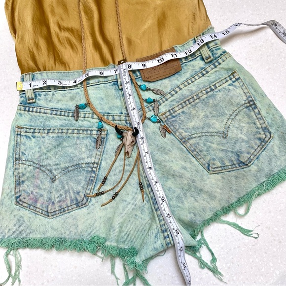 LOOSE FIT Rare Aqua/teal LEVIS 562 boho jean cut off shorts w raw hem - Picture 8 of 9